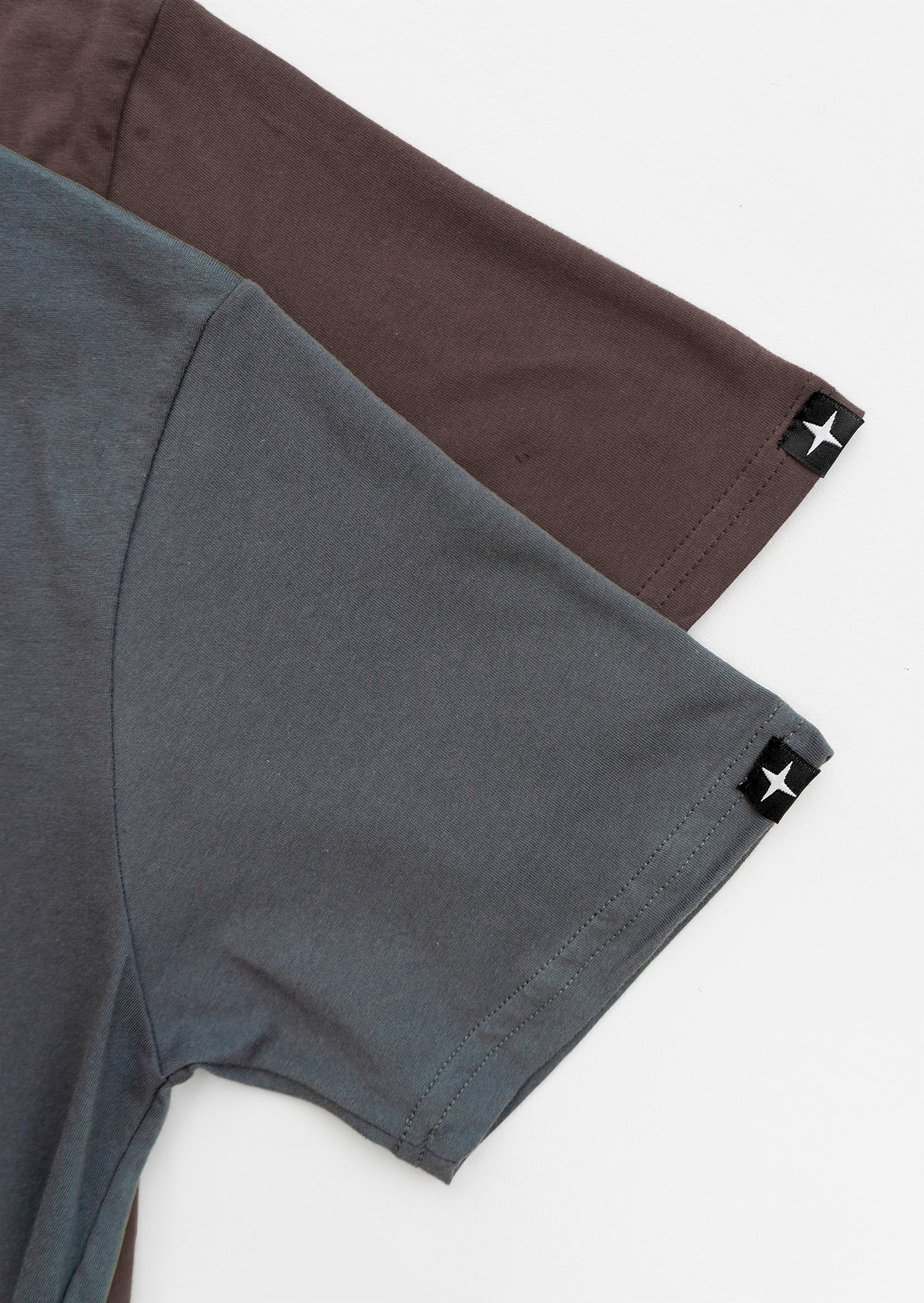 2 plain t-shirts - charcoal and brown