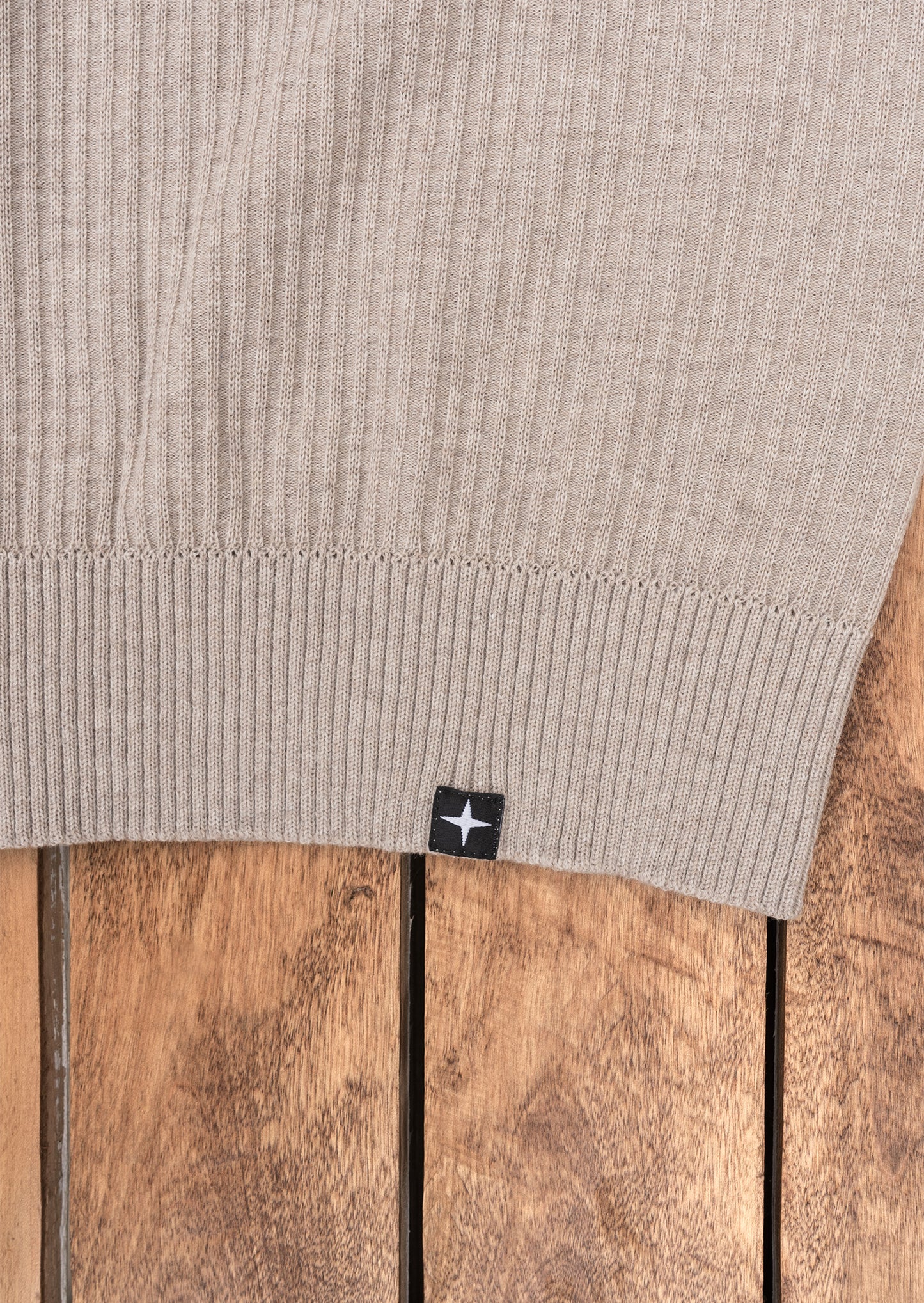 Rimouski - chandail - noisette