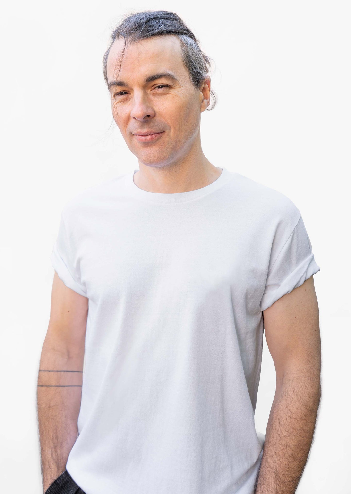 2 t-shirts unis - noir et blanc