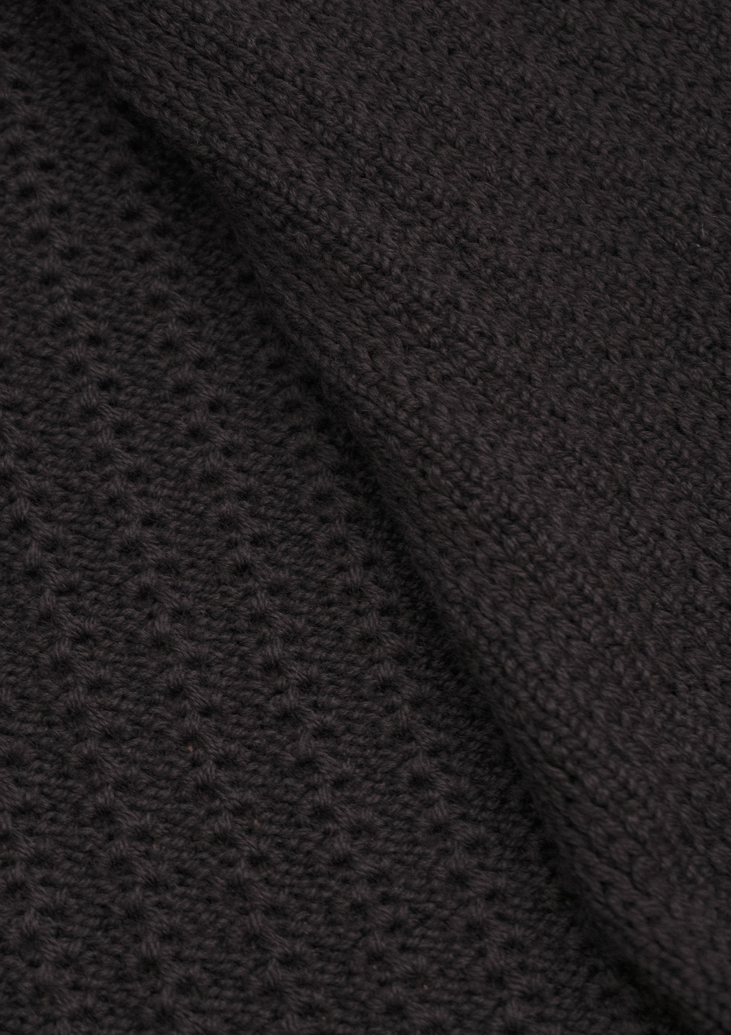 Pure wool scarf - black