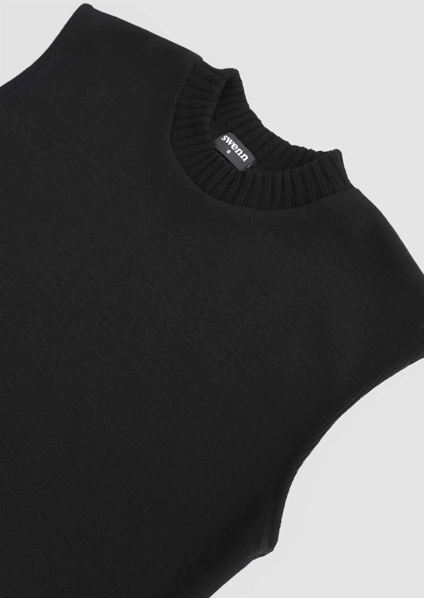 Crewneck vest sweater – black