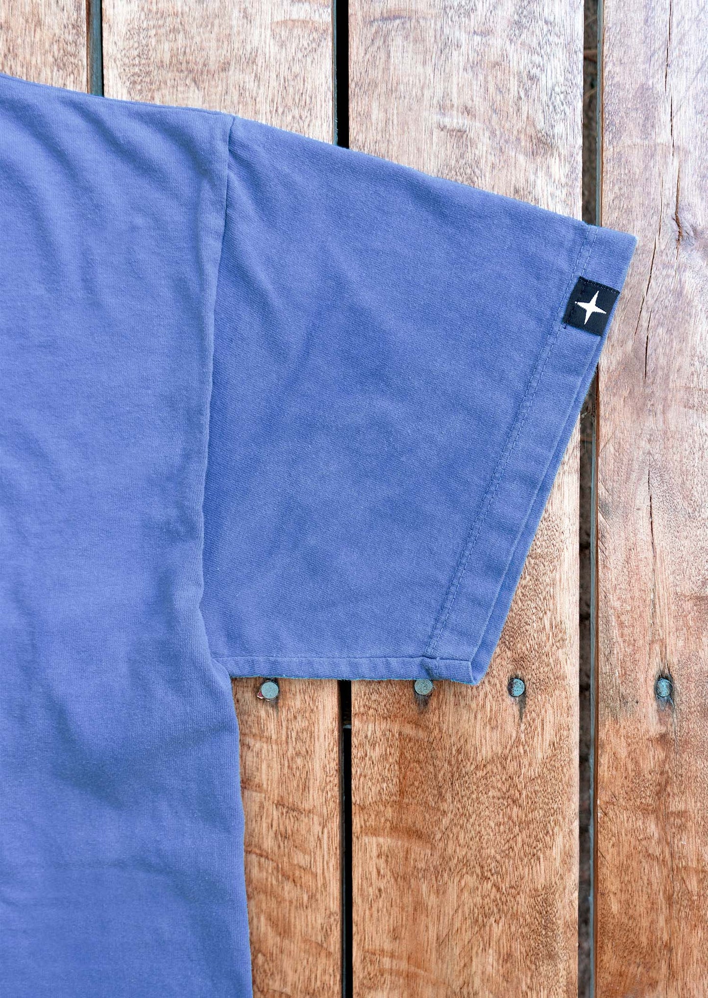 T-shirt délavé - coton biologique - bleuet