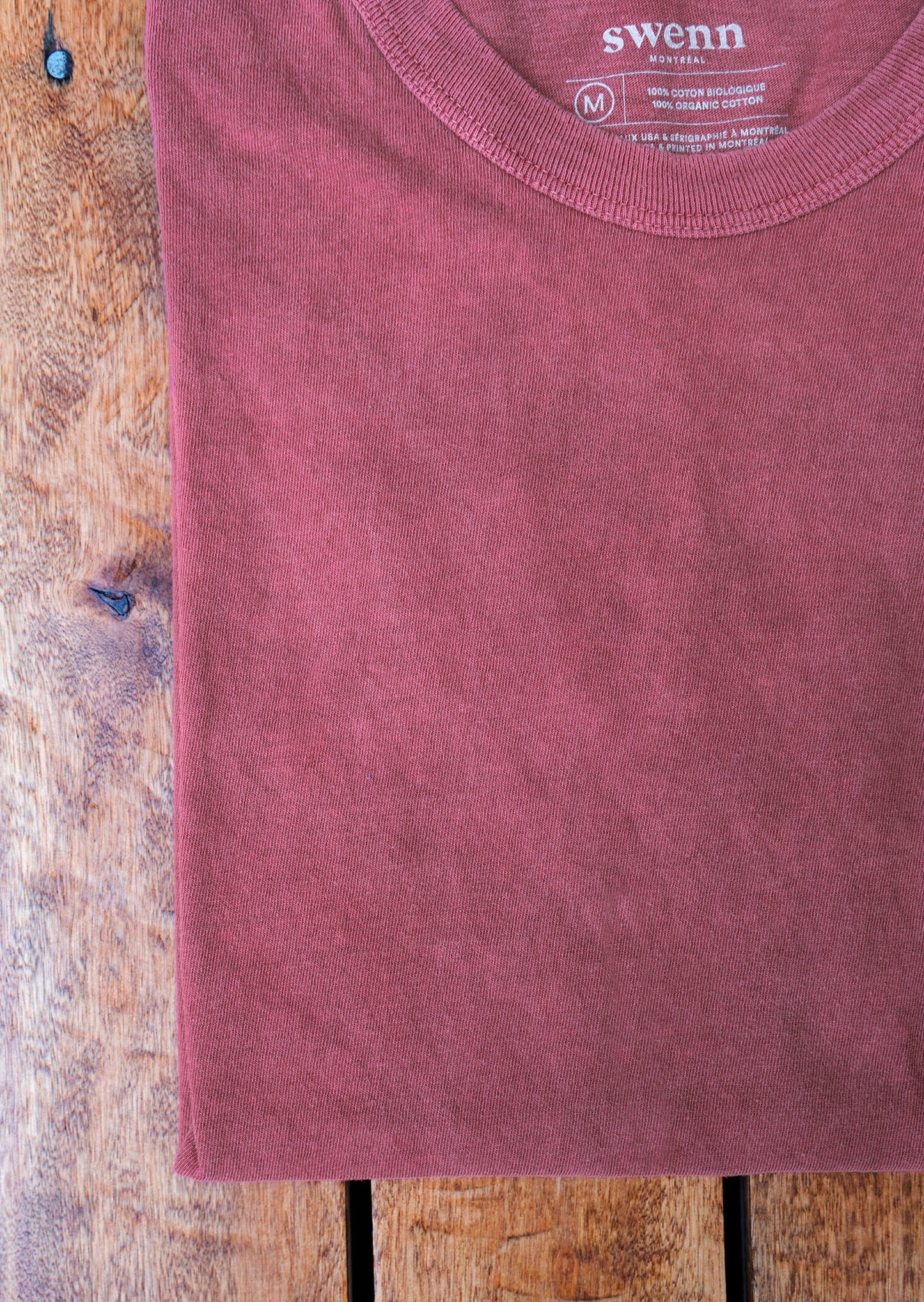 T-shirt délavé - coton biologique - rouge pourpre