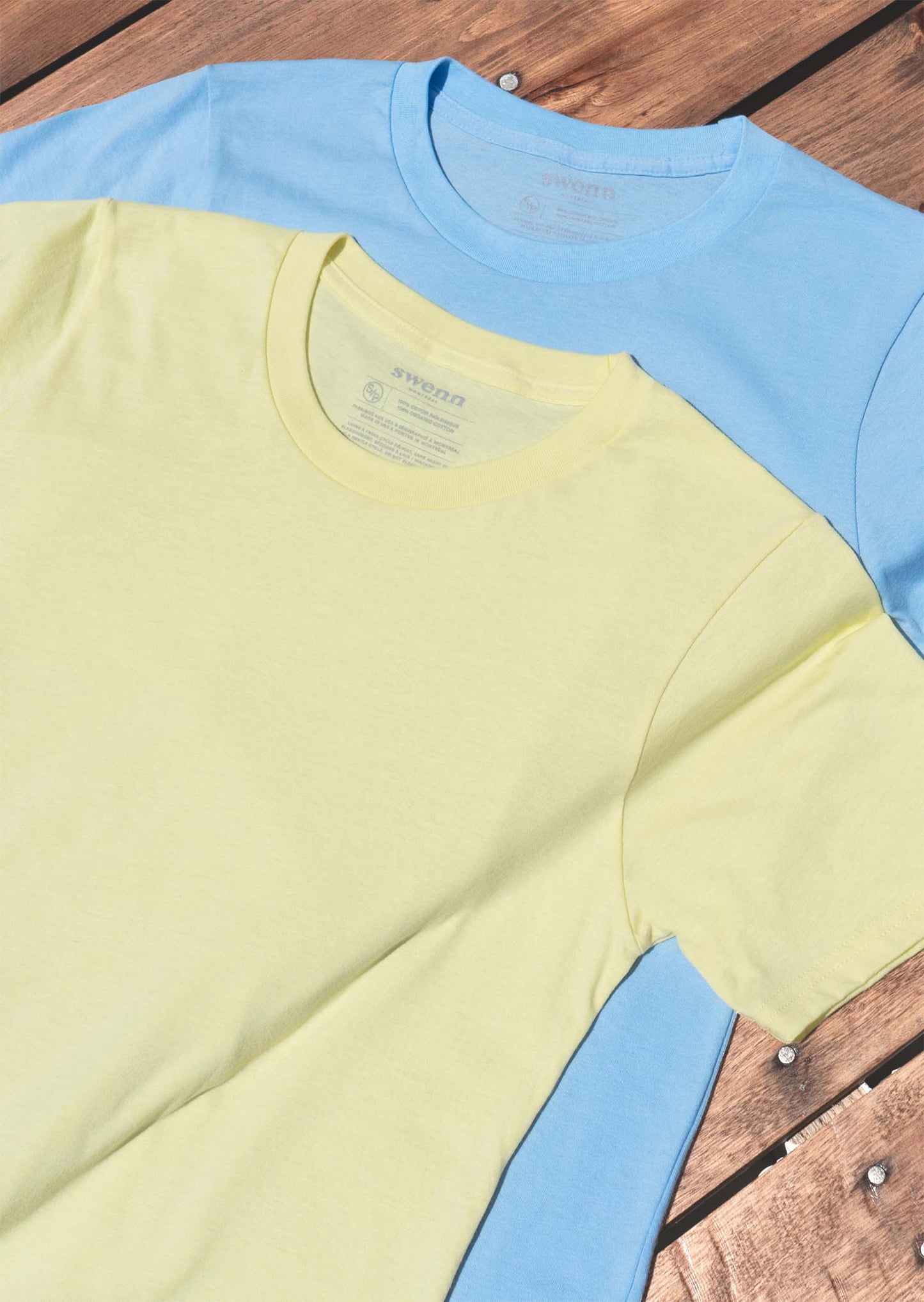 2 t-shirts light blue - light yellow